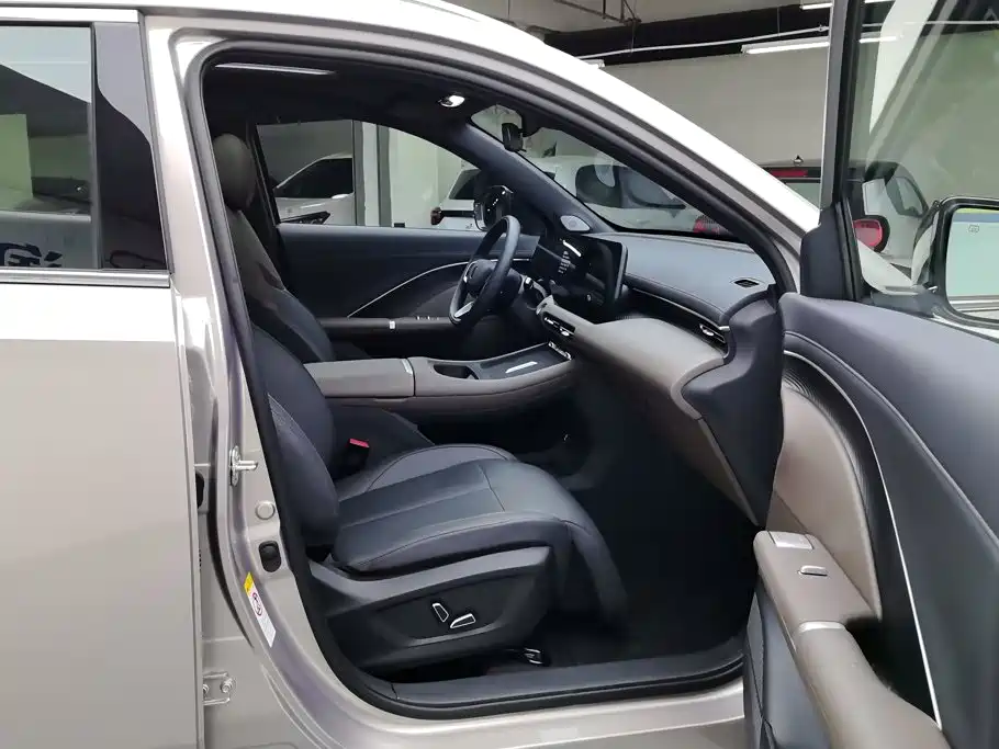Changan CS55PLUS — миниатюра 8
