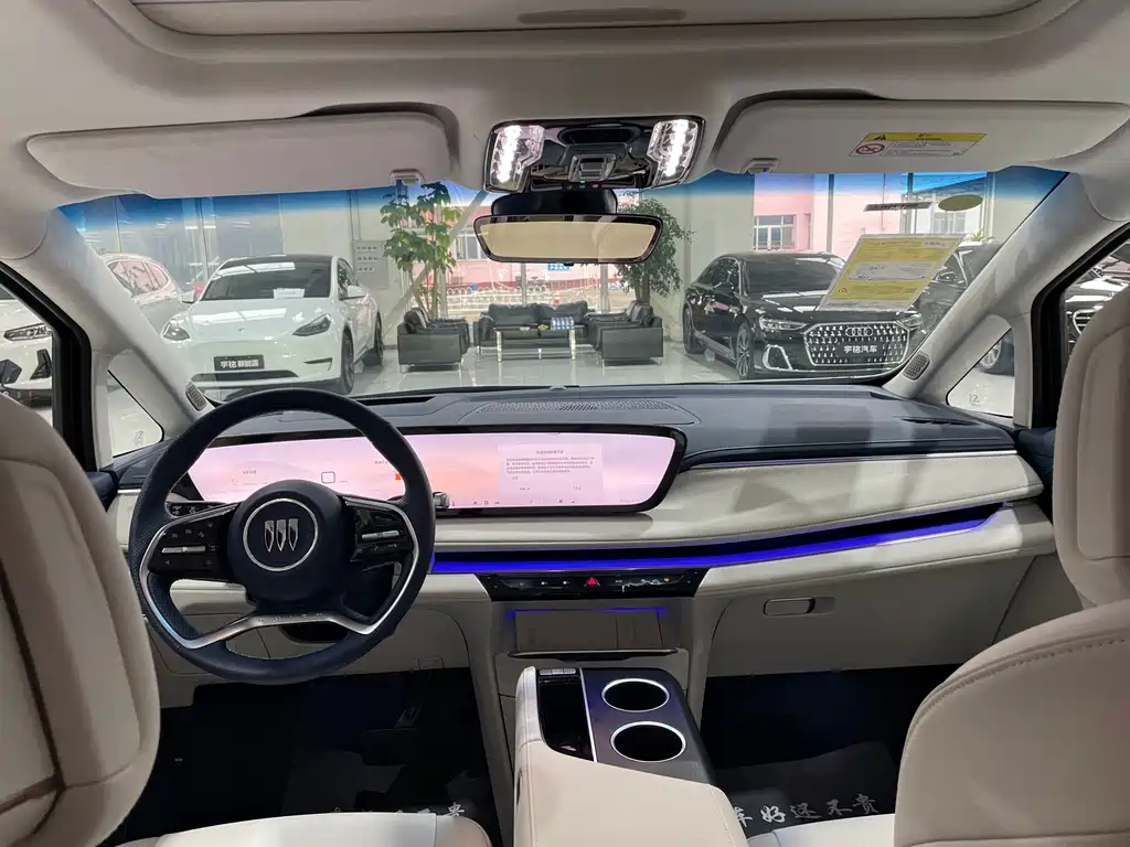 BUICK GL8 NEW ENERGY