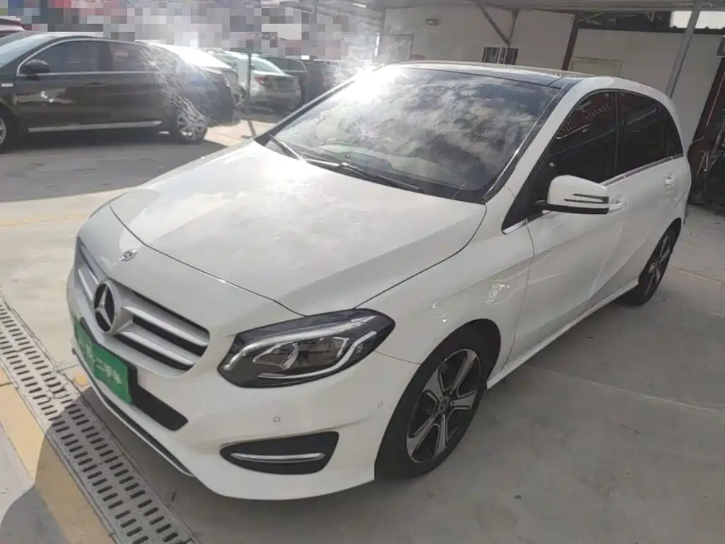 Mercedes-Benz B-Class — миниатюра 2