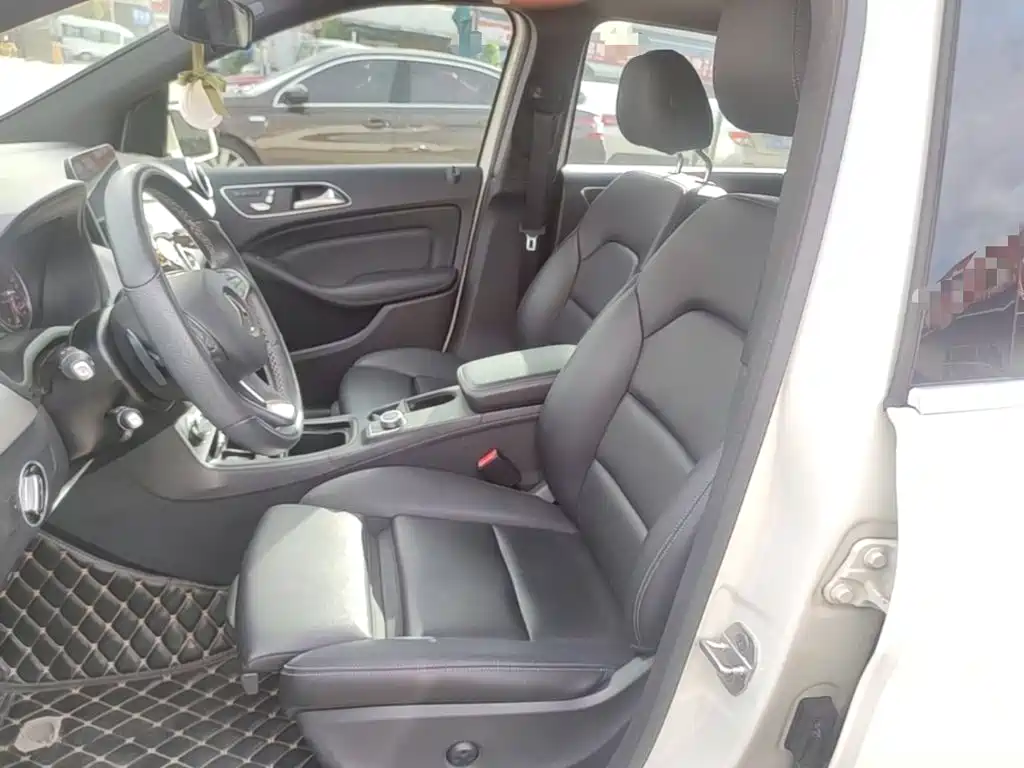 Mercedes-Benz B-Class — миниатюра 15