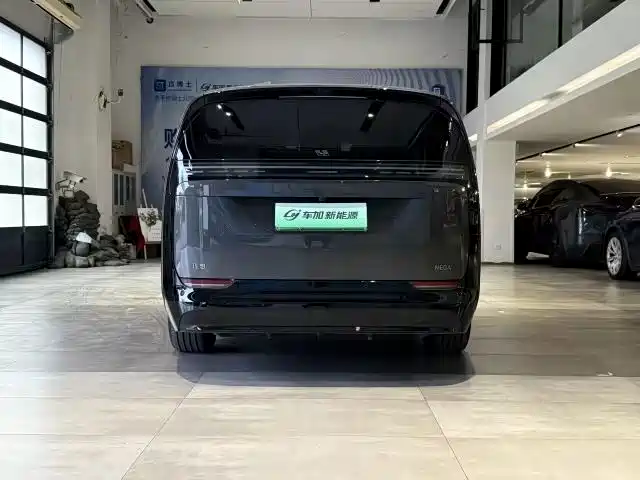 Li Auto Li MEGA — миниатюра 7