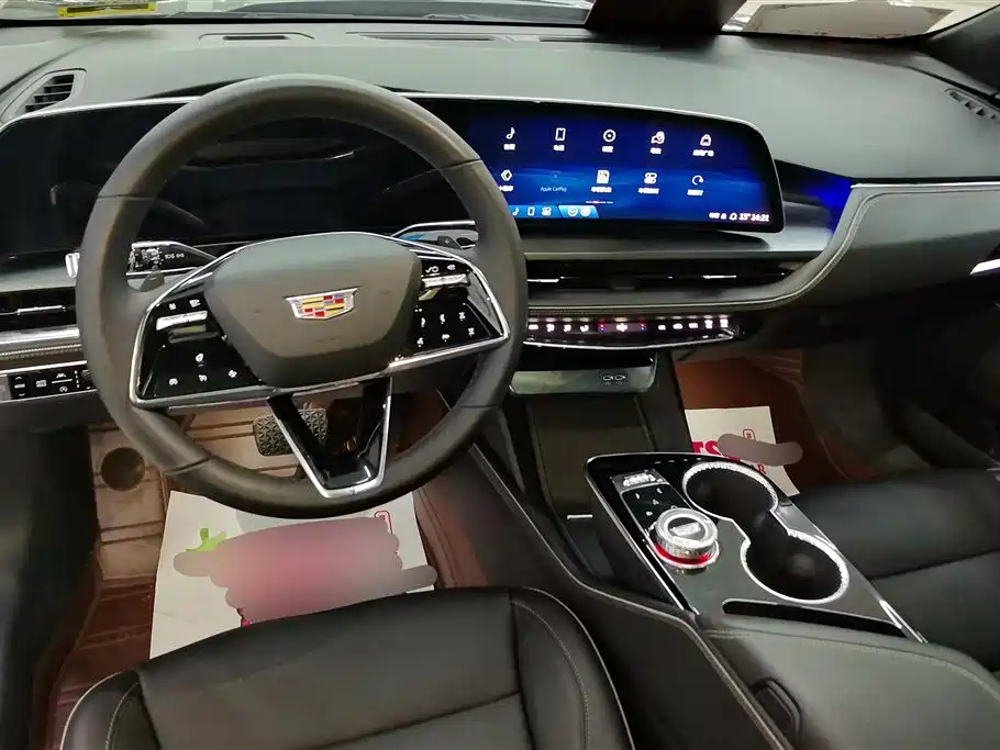 CADILLAC GT4