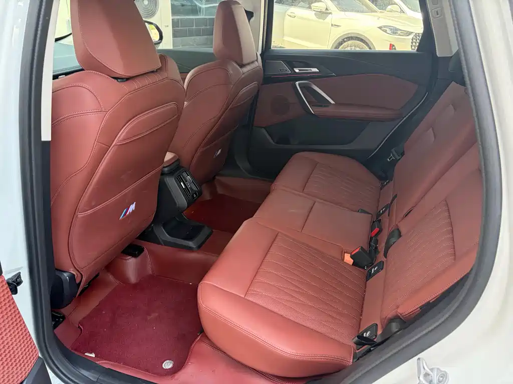 BMW X1 2025 sDrive25Li X
