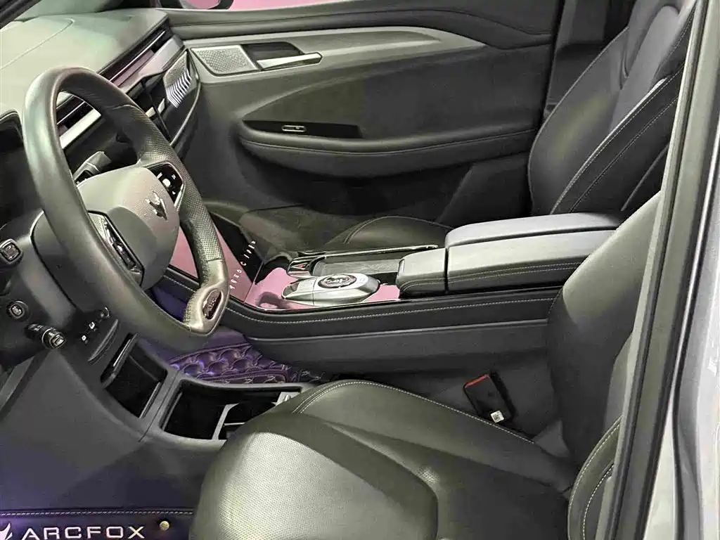 ARCFOX Alpha T — миниатюра 12