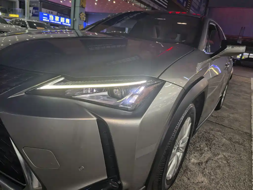Lexus UX — миниатюра 4