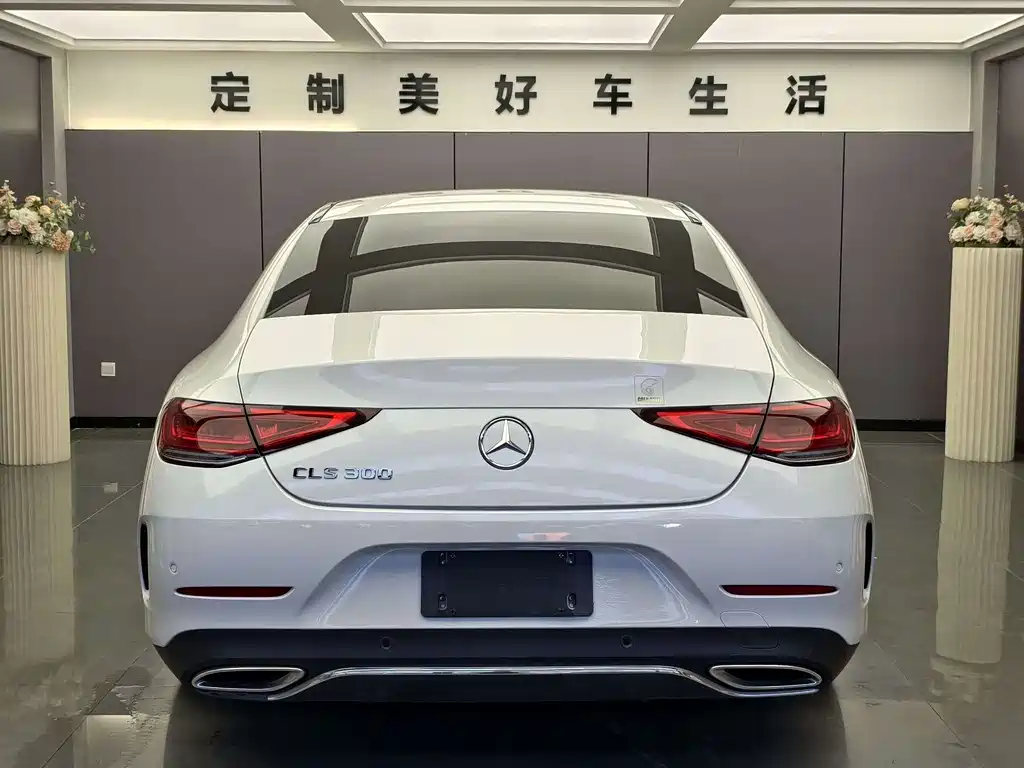 MERCEDES-BENZ CLS