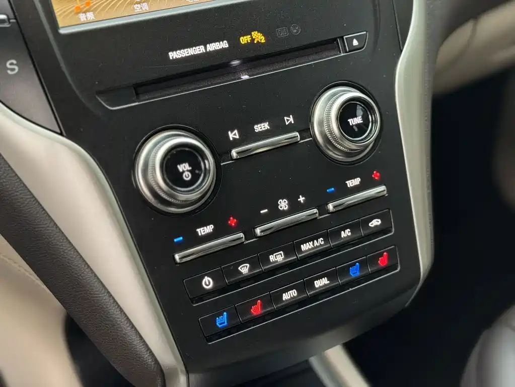 Lincoln MKC 2.0T 4WD Elegant Edition China VI, фото 12