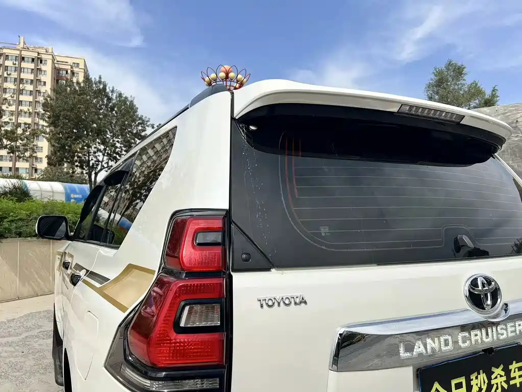 Toyota Prado — миниатюра 17