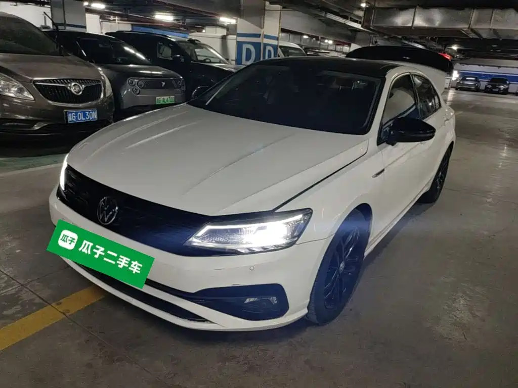 Volkswagen Lamando