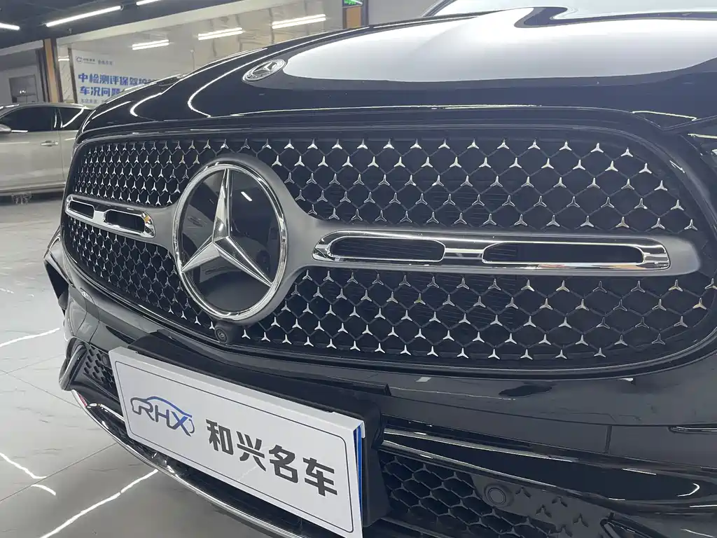 Mercedes-Benz GLC 2025 GLC 300 L 4MATIC 5 мест