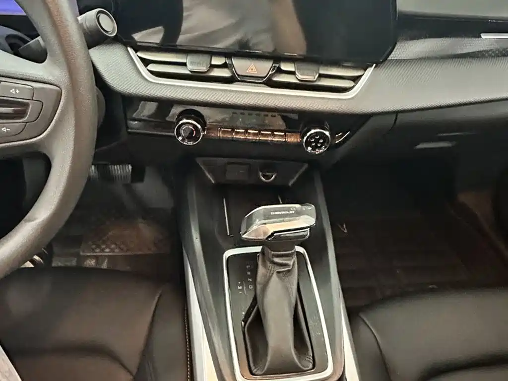 Chevrolet Monza — миниатюра 11