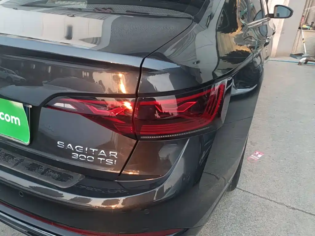 Volkswagen Sagitar — миниатюра 8