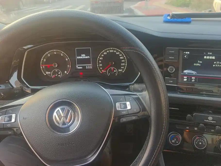 Volkswagen Sagitar — миниатюра 13