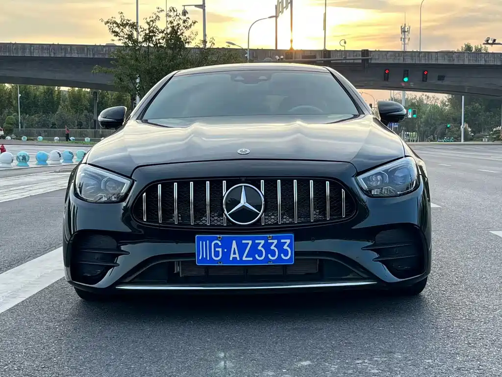 Mercedes-Benz E-Class (Import) — миниатюра 2