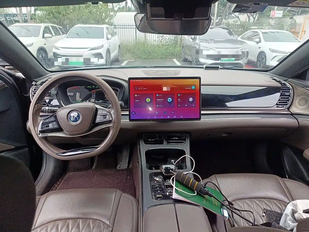 BYD Han — миниатюра 10