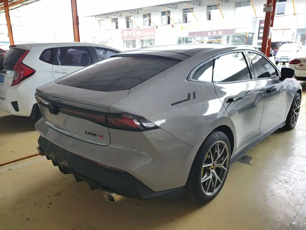 Changan UNI-V — миниатюра 7