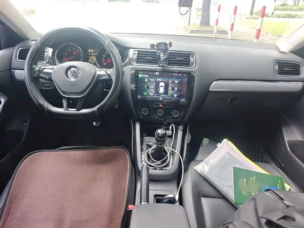 Volkswagen Sagitar — миниатюра 6