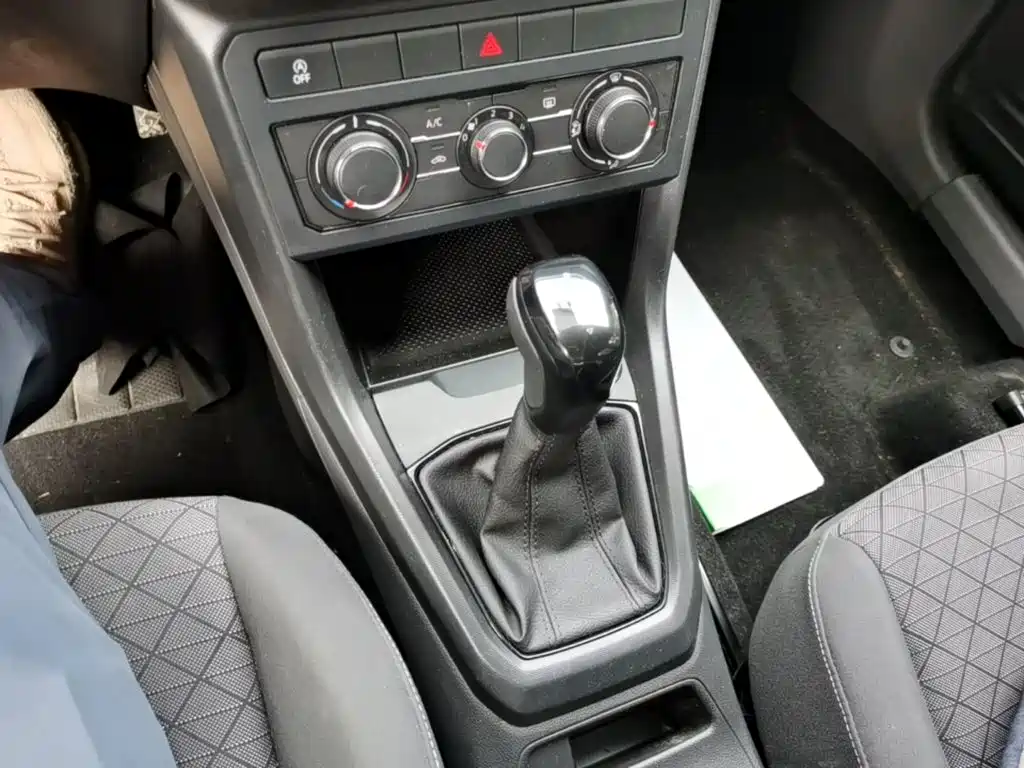 Volkswagen T-Cross — миниатюра 14
