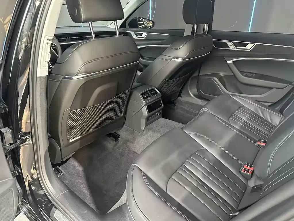Audi A6L 2023 45 TFSI quattro