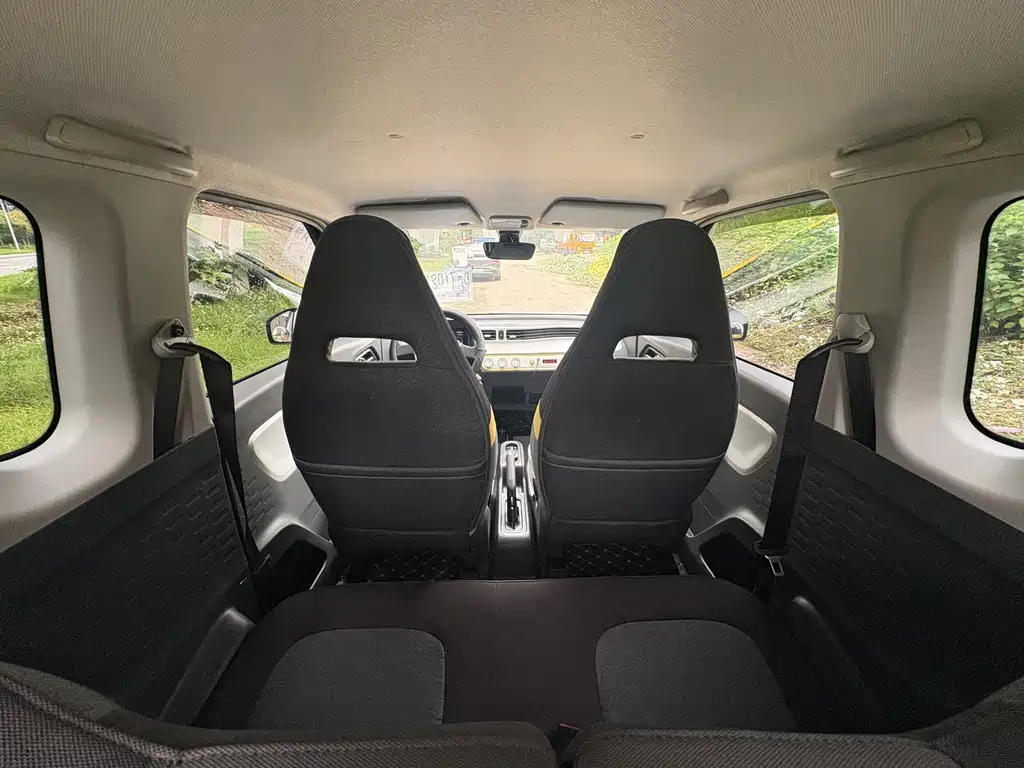 Wuling MINIEV — миниатюра 16