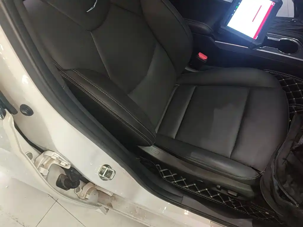 Cadillac CT4 — миниатюра 25