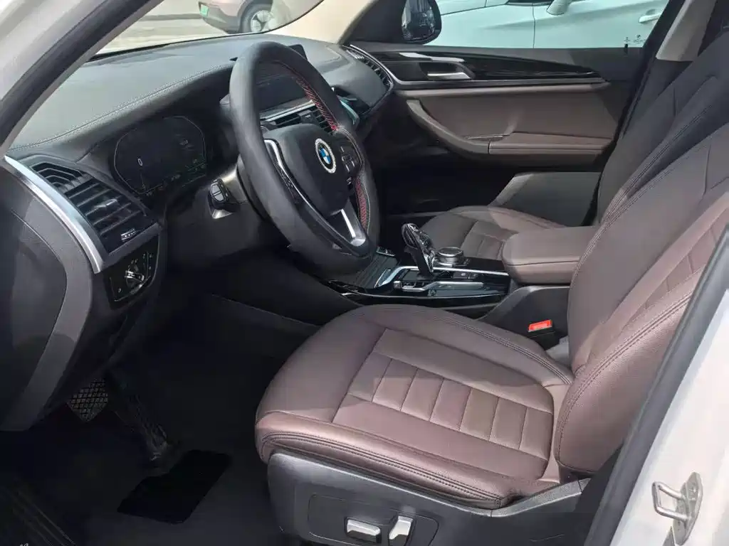 BMW X3 — миниатюра 7