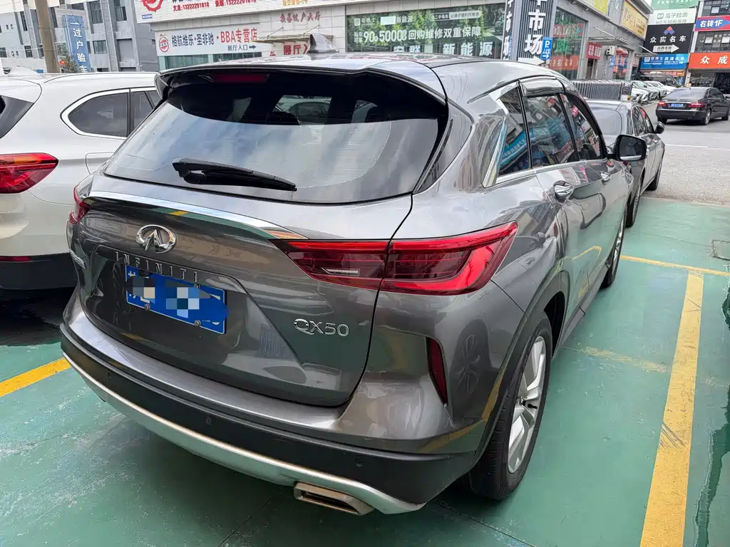 Infiniti QX50 — миниатюра 10