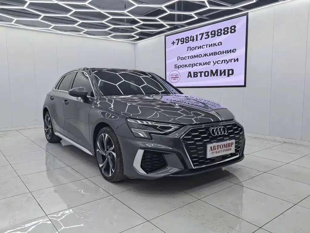 Audi A3 2022 Sportback 35 TFSI Luxury Sport