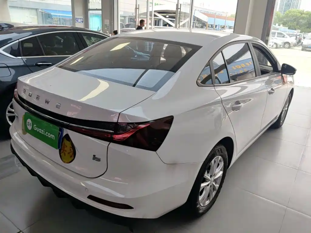 Roewe i5 — миниатюра 7