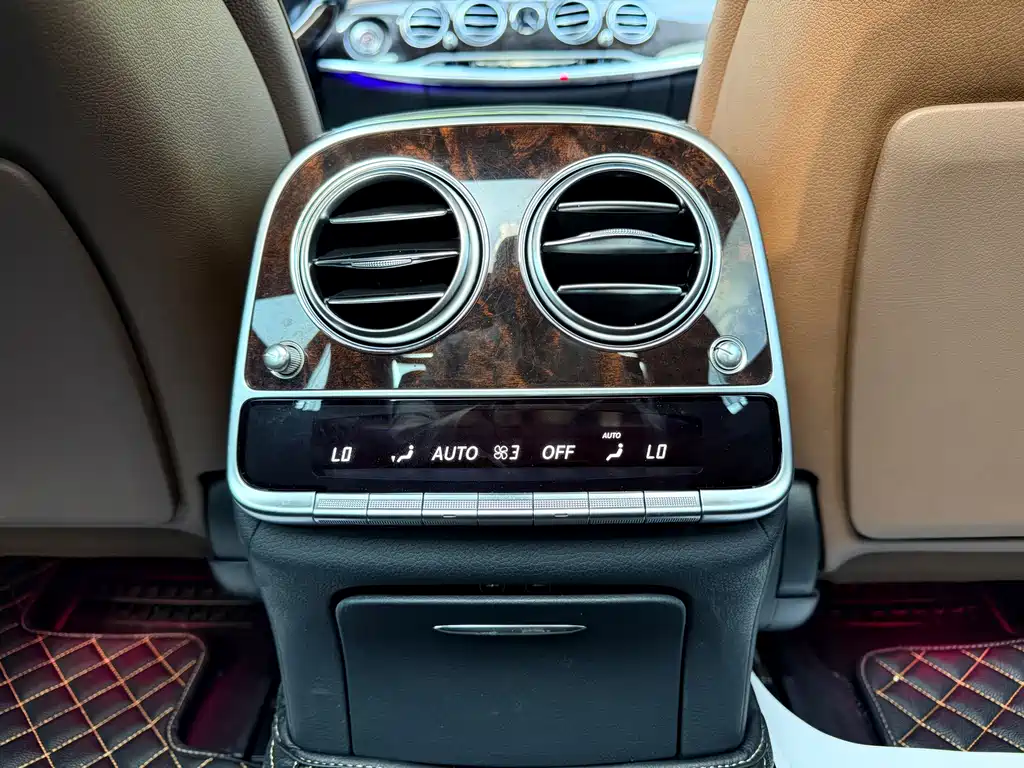 Mercedes-Benz S-Class — миниатюра 18