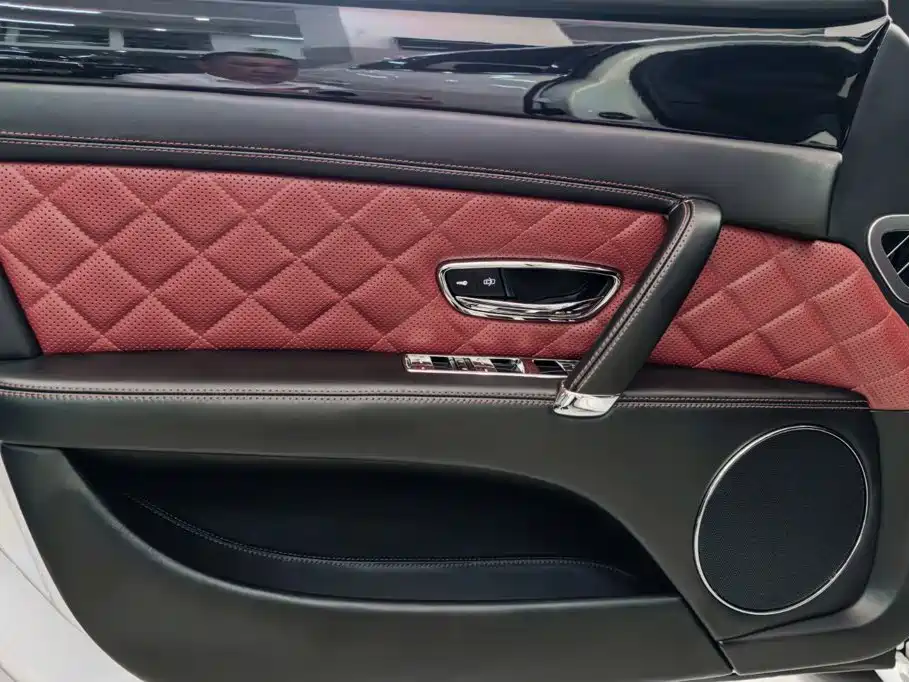 Bentley Flying Spur — миниатюра 14