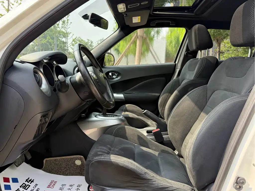 Infiniti ESQ 2014 1.6L