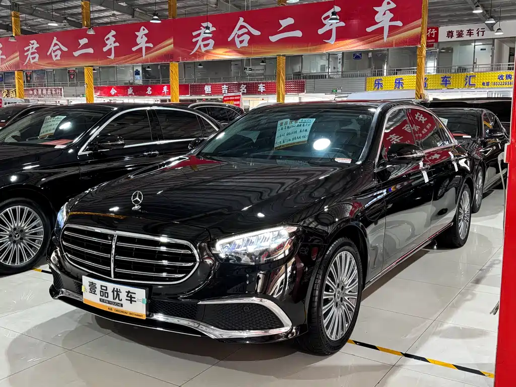 Mercedes-Benz E-Class 2022