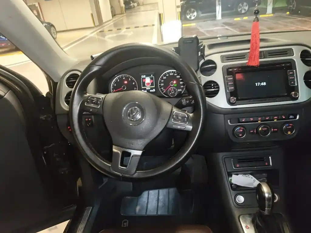 Volkswagen Tiguan — миниатюра 3