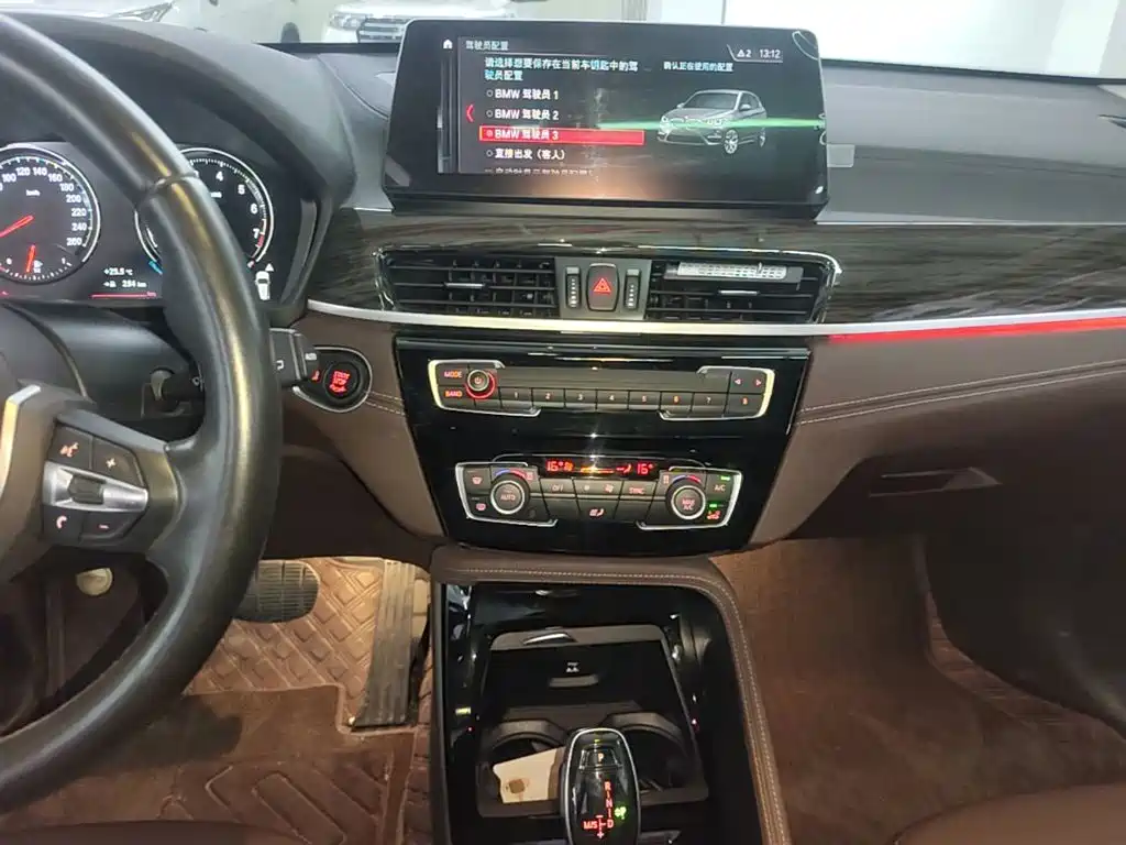 BMW X1 — миниатюра 13