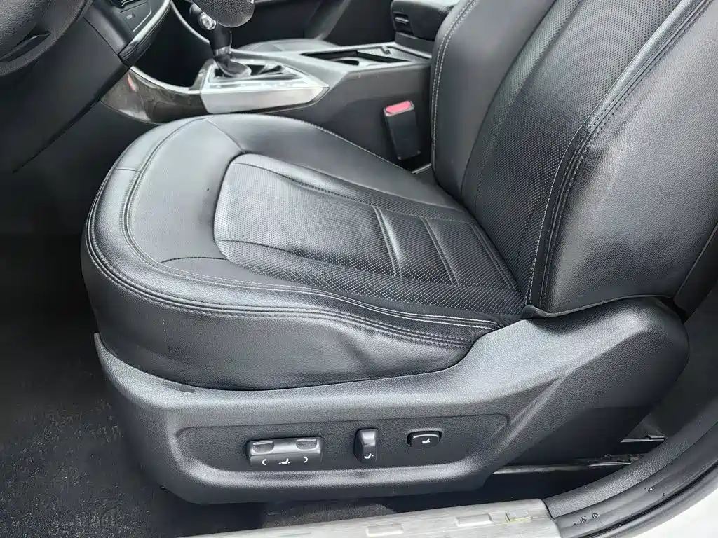Kia K5 — миниатюра 20