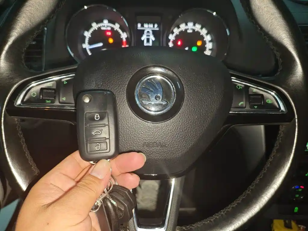 Skoda Yeti — миниатюра 12