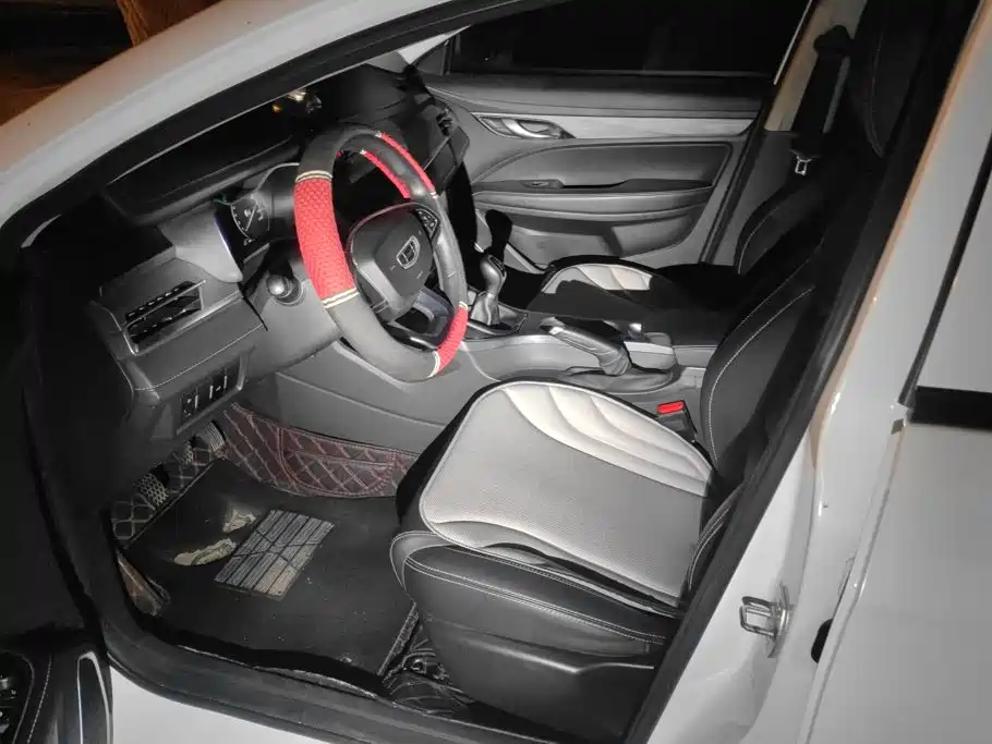 Geely Emgrand — миниатюра 9
