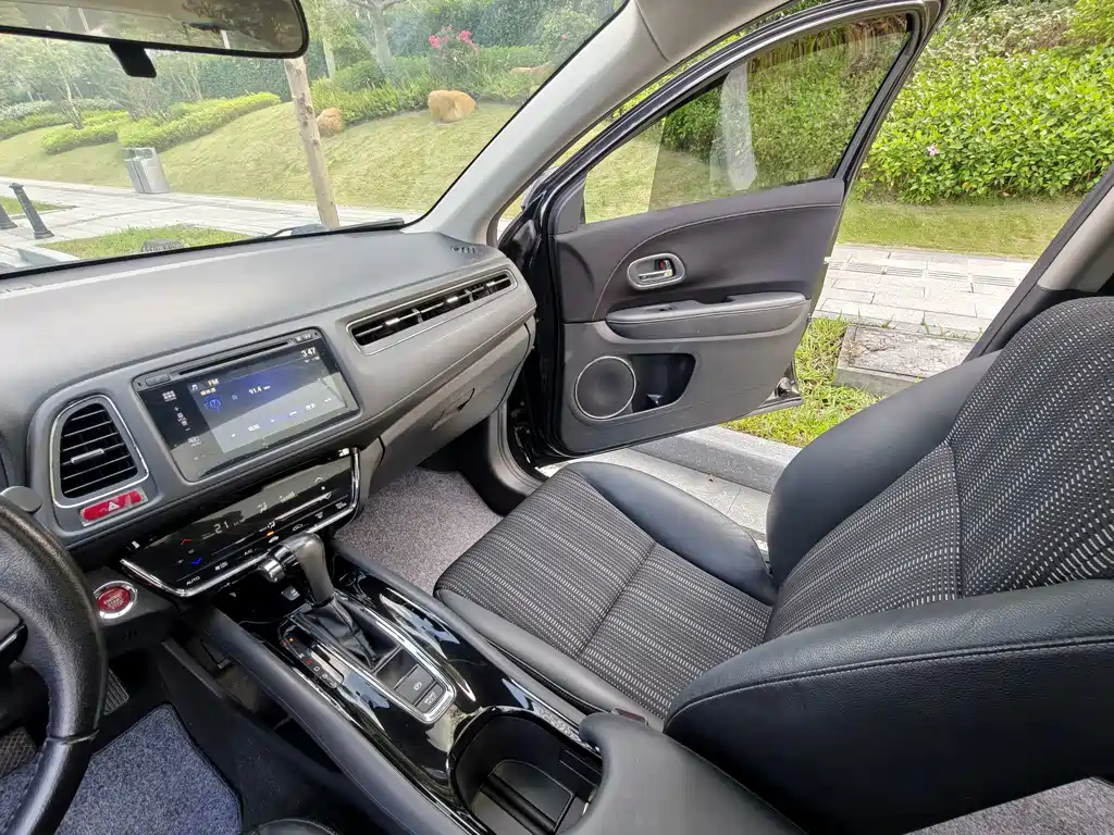 Honda Vezel — миниатюра 10