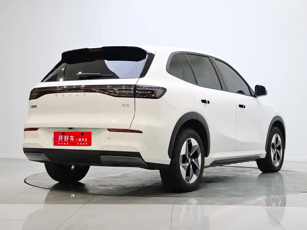 GEELY GALAXY GALAXY E5