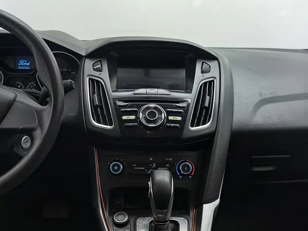 Ford Focus — миниатюра 12