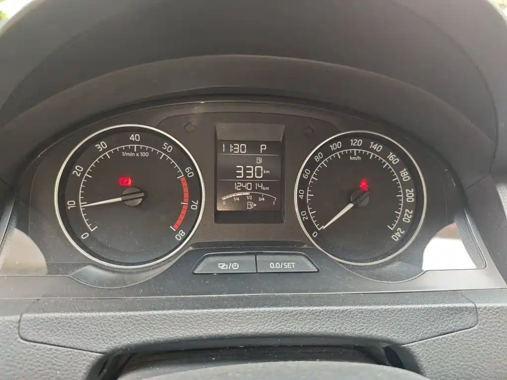 Skoda Rapid Spaceback — миниатюра 12