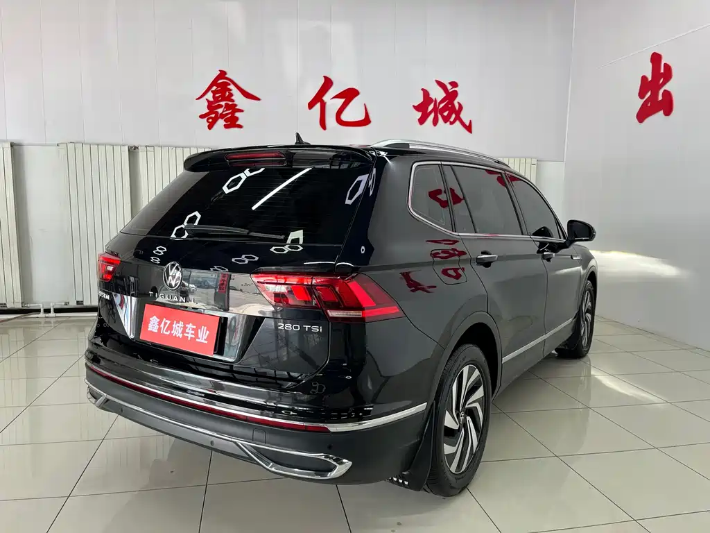 Volkswagen Tiguan L — миниатюра 4