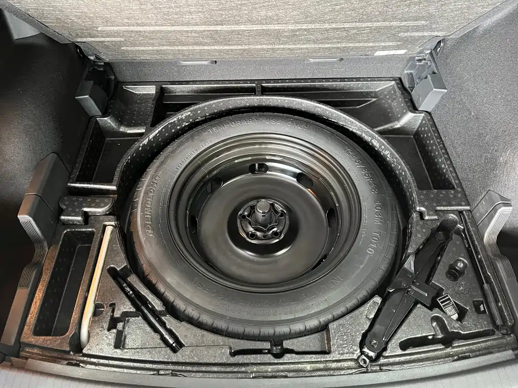 Volkswagen Tiguan L — миниатюра 23