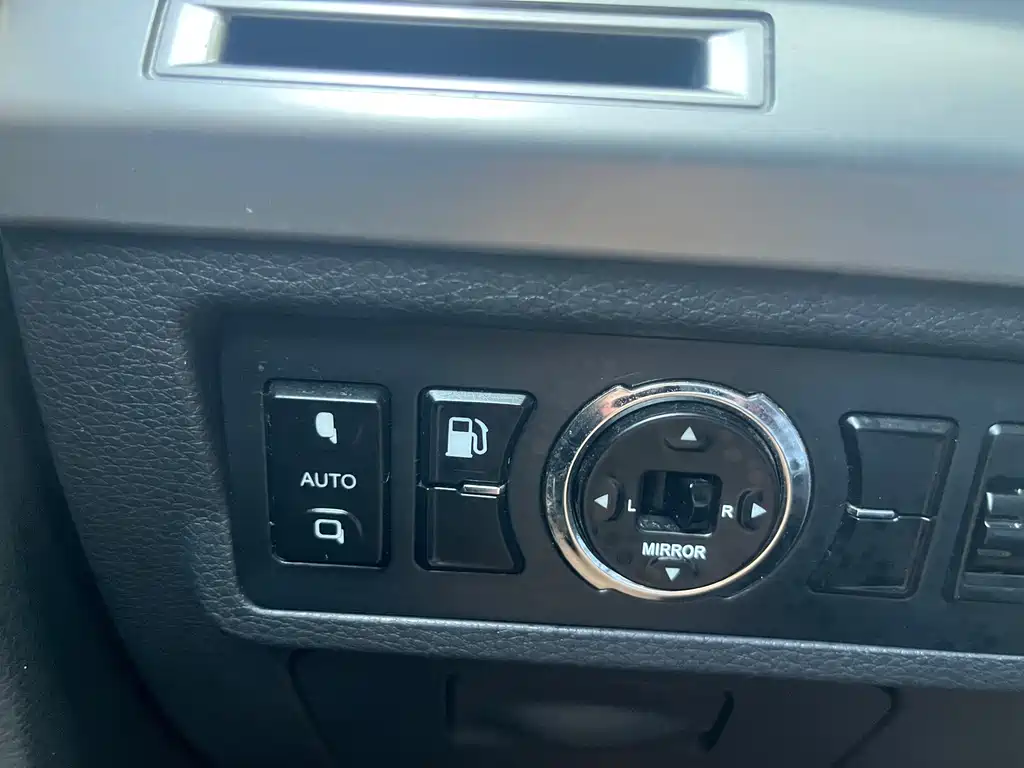 BYD S7 — миниатюра 14
