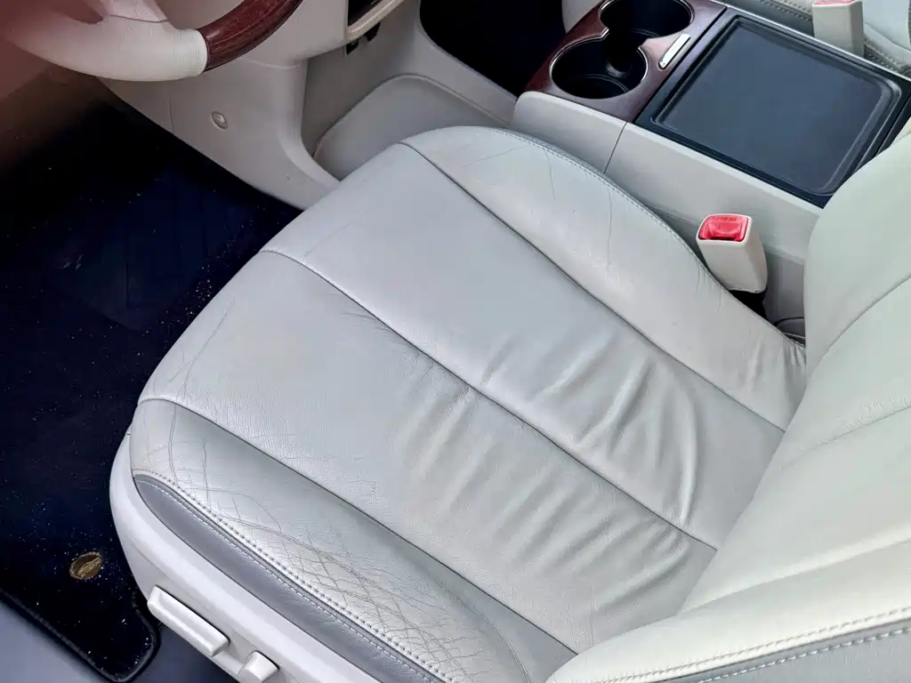 Toyota Sienna — миниатюра 11