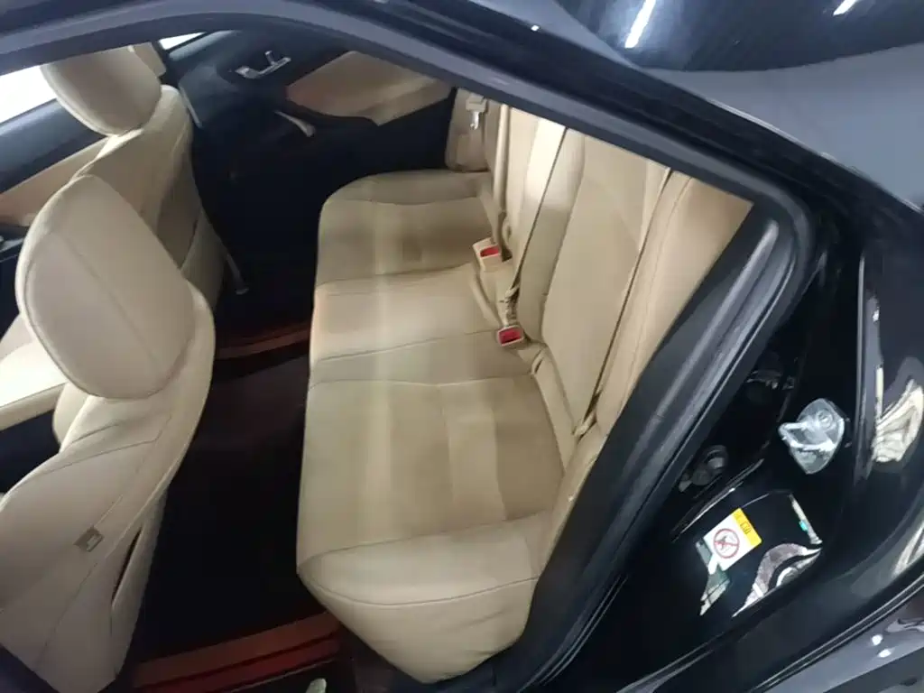 Toyota Reiz — миниатюра 17