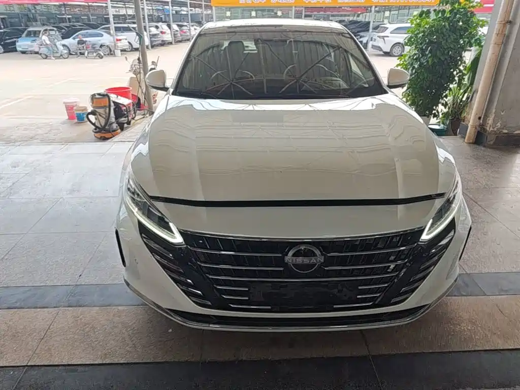Nissan Teana — миниатюра 3