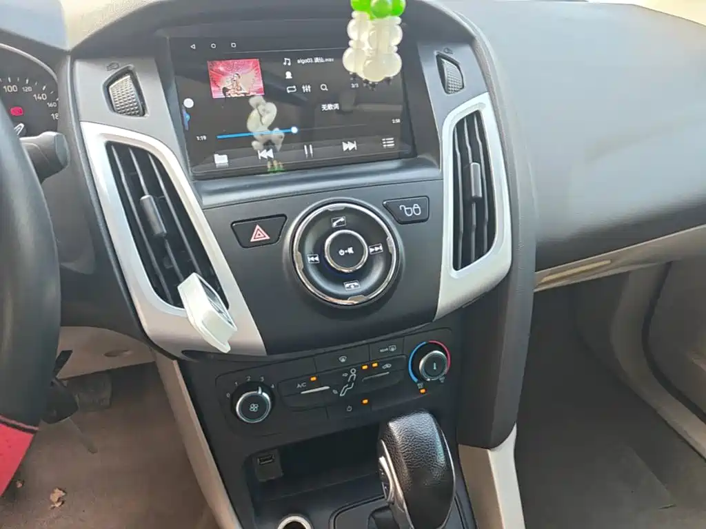 Ford Focus — миниатюра 13
