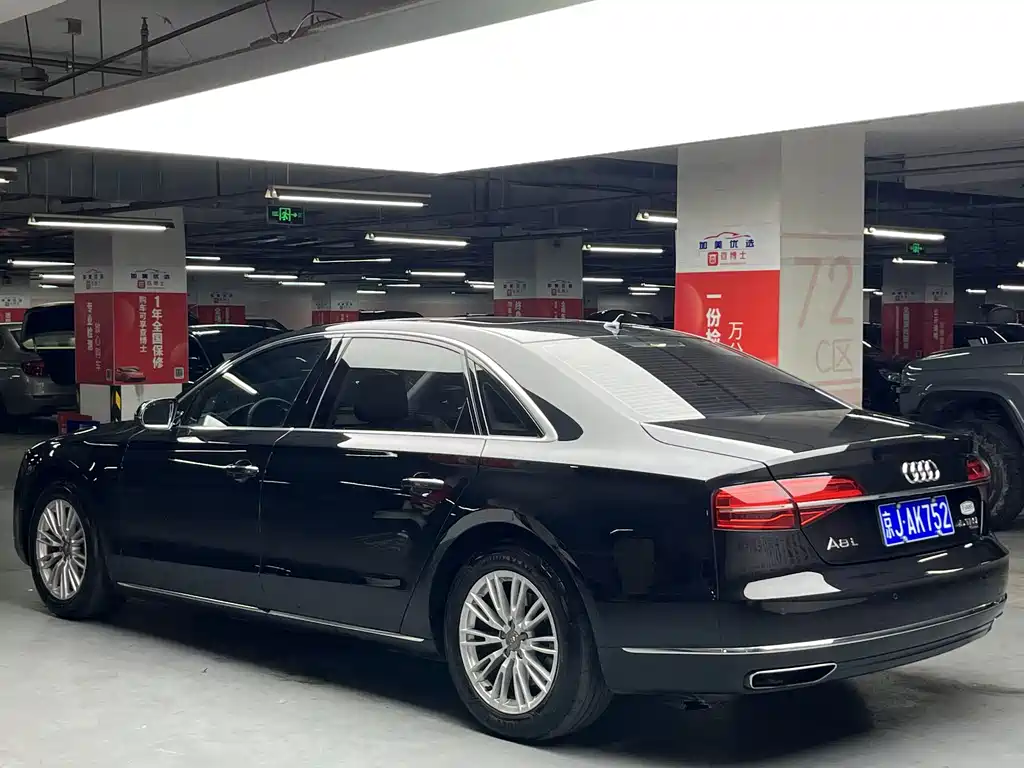 Audi A8 — миниатюра 4